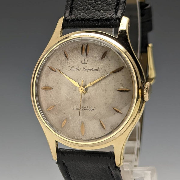 1960's British vintage Smith Imperial 19 stone men's watch works well